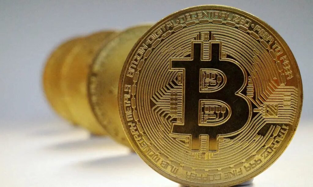 BC amplia controle sobre criptomoedas e mira carteiras próprias