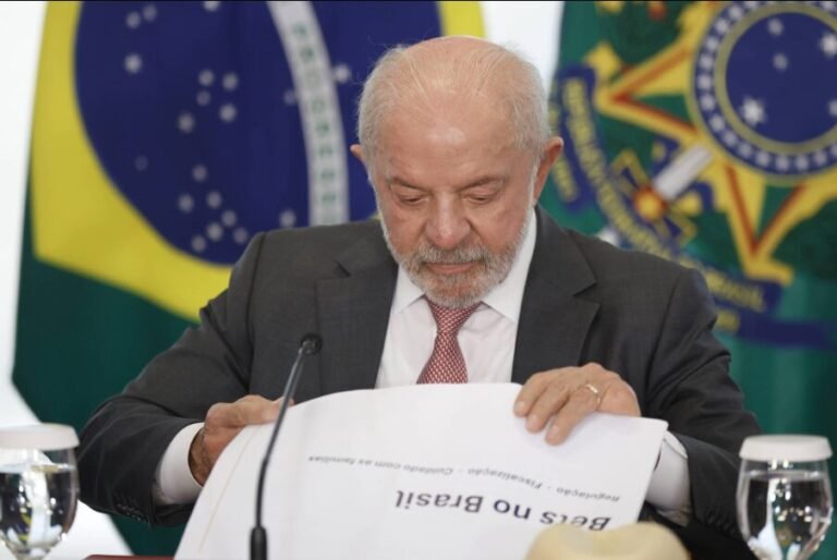 MEDIDA ELEITOREIRA: A nove dias da eleição, Lula decide proibir bets que o próprio governo regulamentou