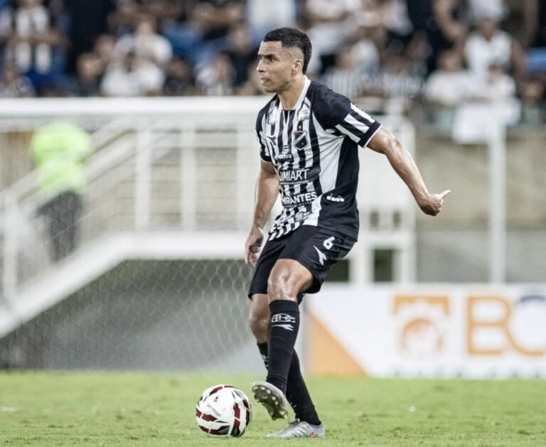 ABC renova com lateral-esquerdo Dudu Mandai até o fim de 2027