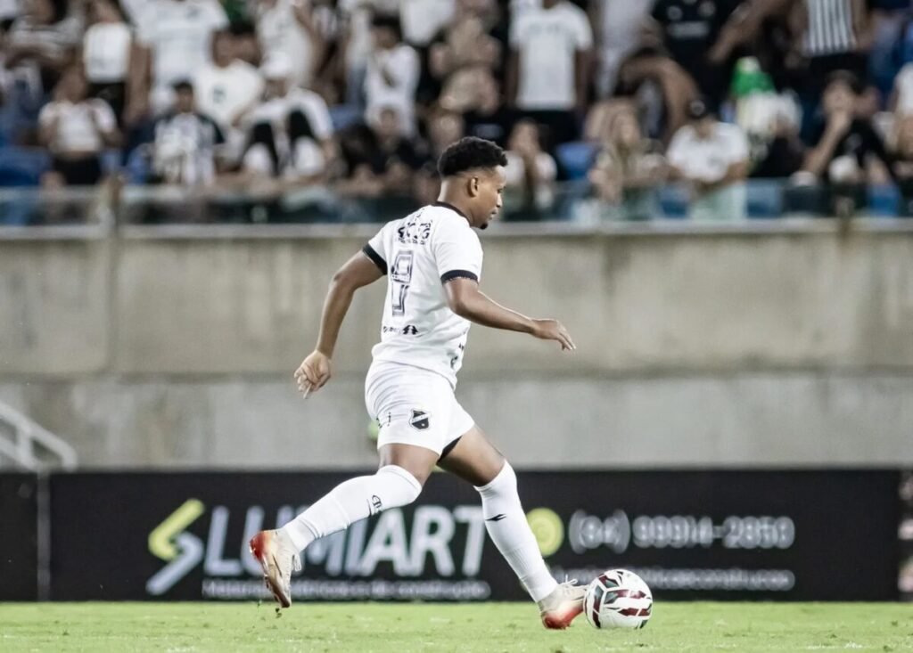 ABC renova com volante Geilson para a temporada 2027