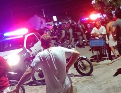 Adolescente suspeito de assaltar motocicleta é apreendido pela PM no Bairro Barrocas, em Mossoró
