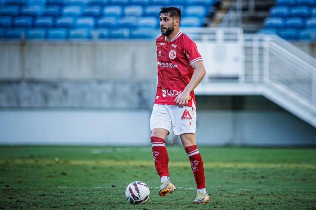 América-RN renova com volante Coppetti para 2027; veja elenco atualizado