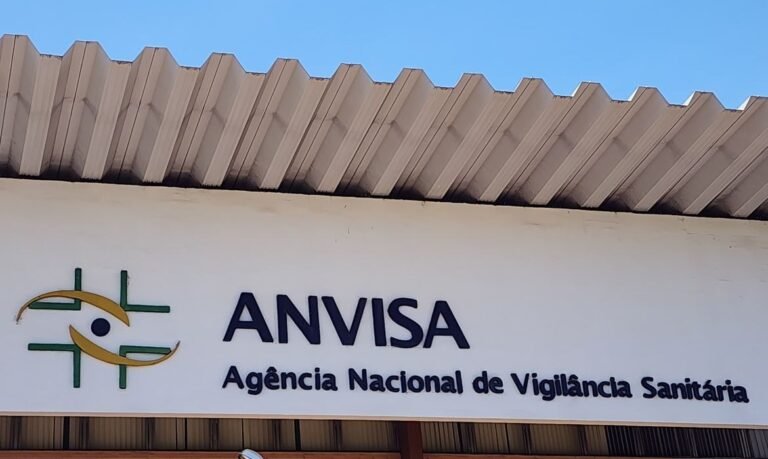 Anvisa proíbe suplementos alimentares de origem desconhecida