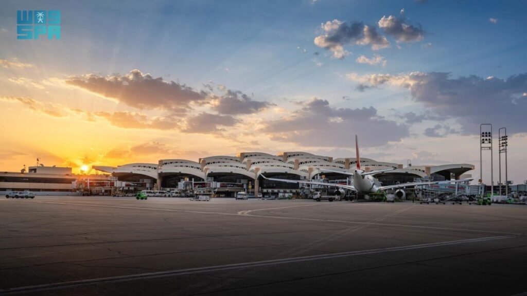 Ataque ao aeroporto de Riad deixa ao menos 13 mortos e mais de 300 feridos