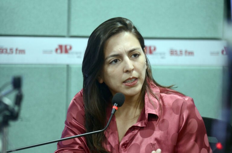 Com 83,56% das urnas, Natália Bonavides lidera para deputado federal no RN; confira os mais votados