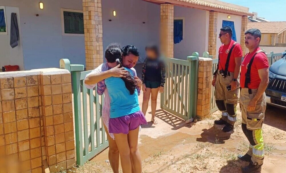 Criança se perde da família na praia de Tibau e é resgatada pelos bombeiros