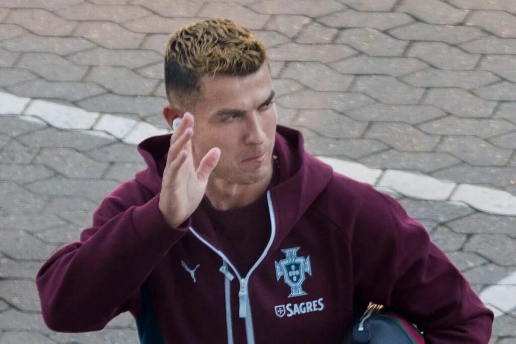 Cristiano Ronaldo volta para a Arábia Saudita neste domingo, horas antes de Portugal x Noruega