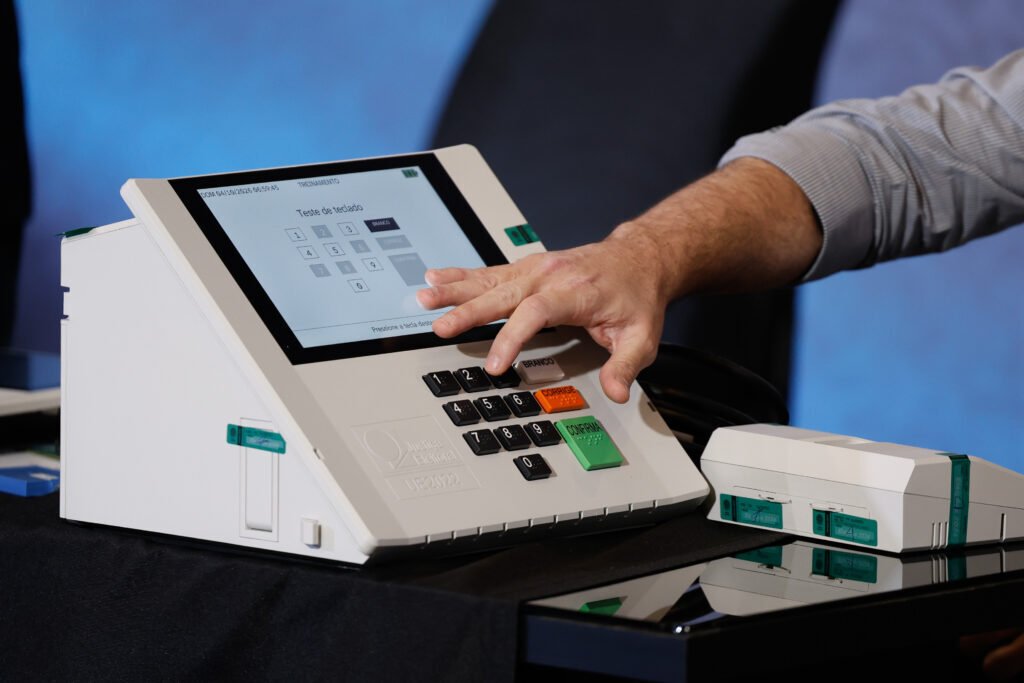 Eleições 2026: saiba o que pode e o que é proibido na hora de votar