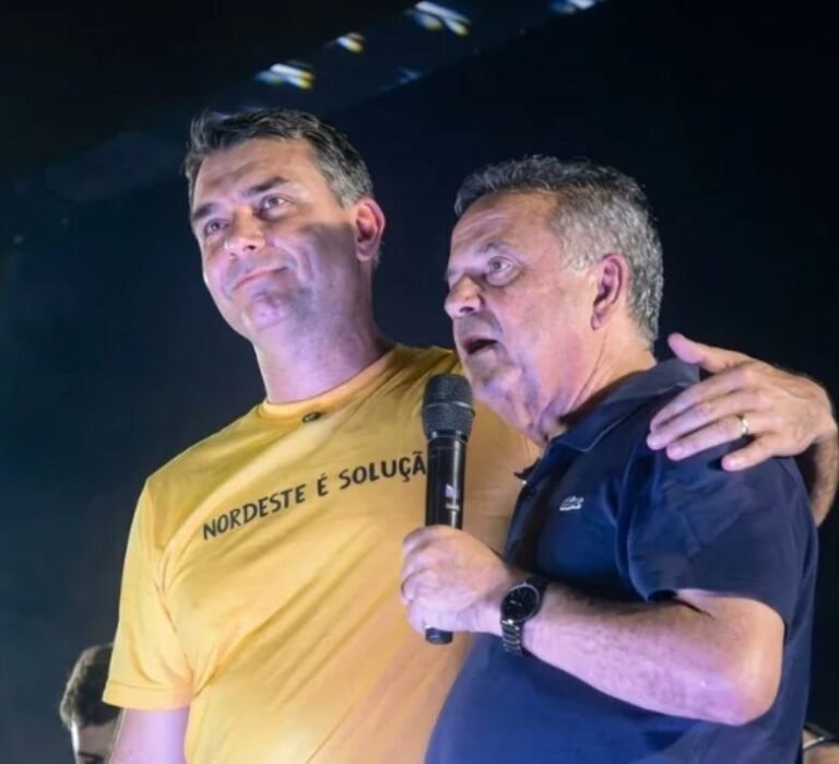 Estratégia de Rogério Marinho fortalece Flávio Bolsonaro no Nordeste