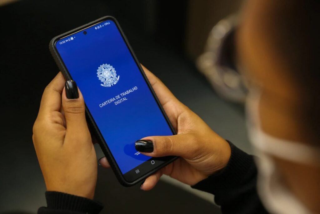 Fim da 6x1: Senado começa discussão com defesa de PEC e ausência da maioria dos senadores do PL