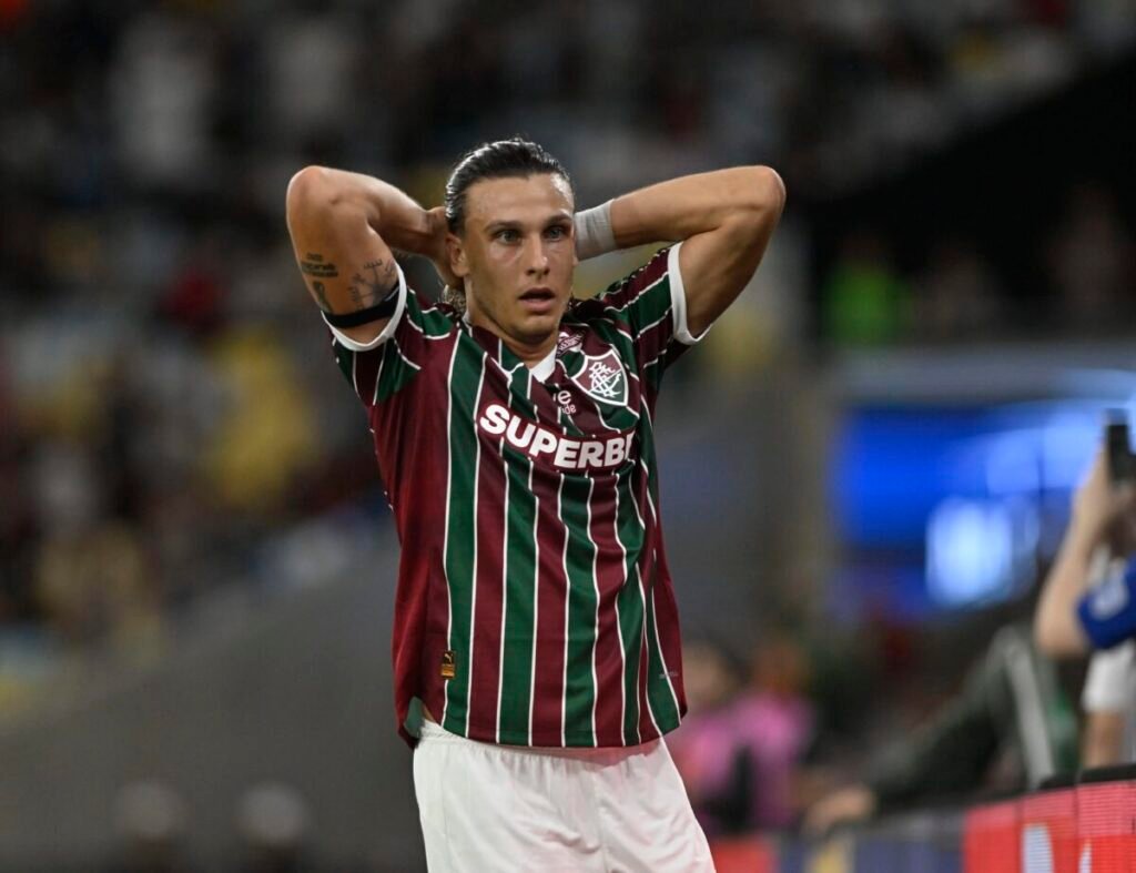 Fluminense vive dilema no ataque e pontas não se consolidam com Marcão