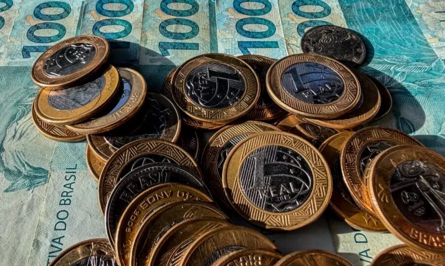 Governo Federal projeta falta de até R$ 23 bilhões para manter políticas públicas a partir de 2028