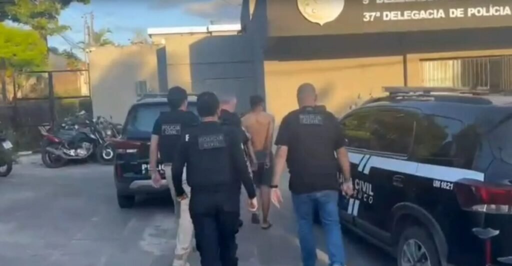 Homem é preso suspeito de divulgar imagens íntimas de mulheres e cobrar para retirar posts