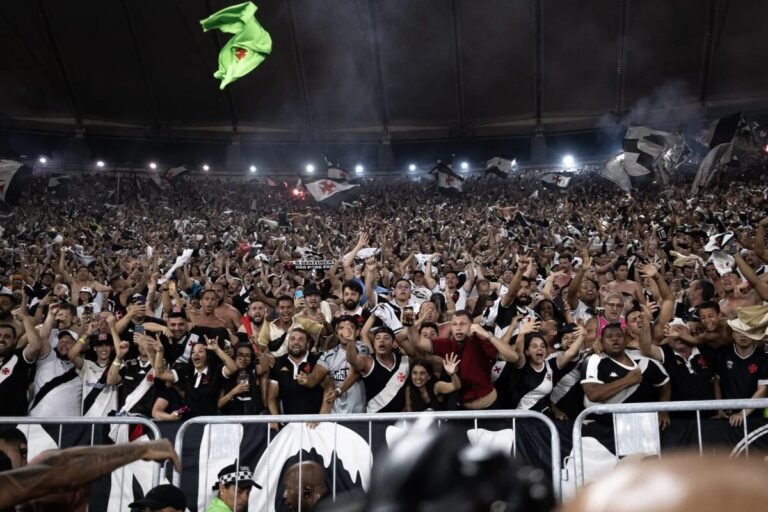 Justiça determina que Vasco x Boca Juniors seja no Maracanã