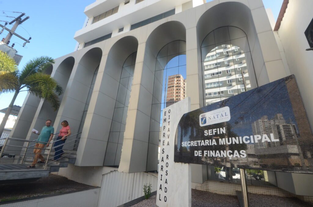 Natal oferece desconto de 100% nos juros de dívidas municipais; veja como negociar