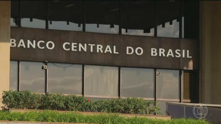 No 1º aumento em três meses, 'prévia do PIB' do Banco Central registra alta de 0,3% em agosto