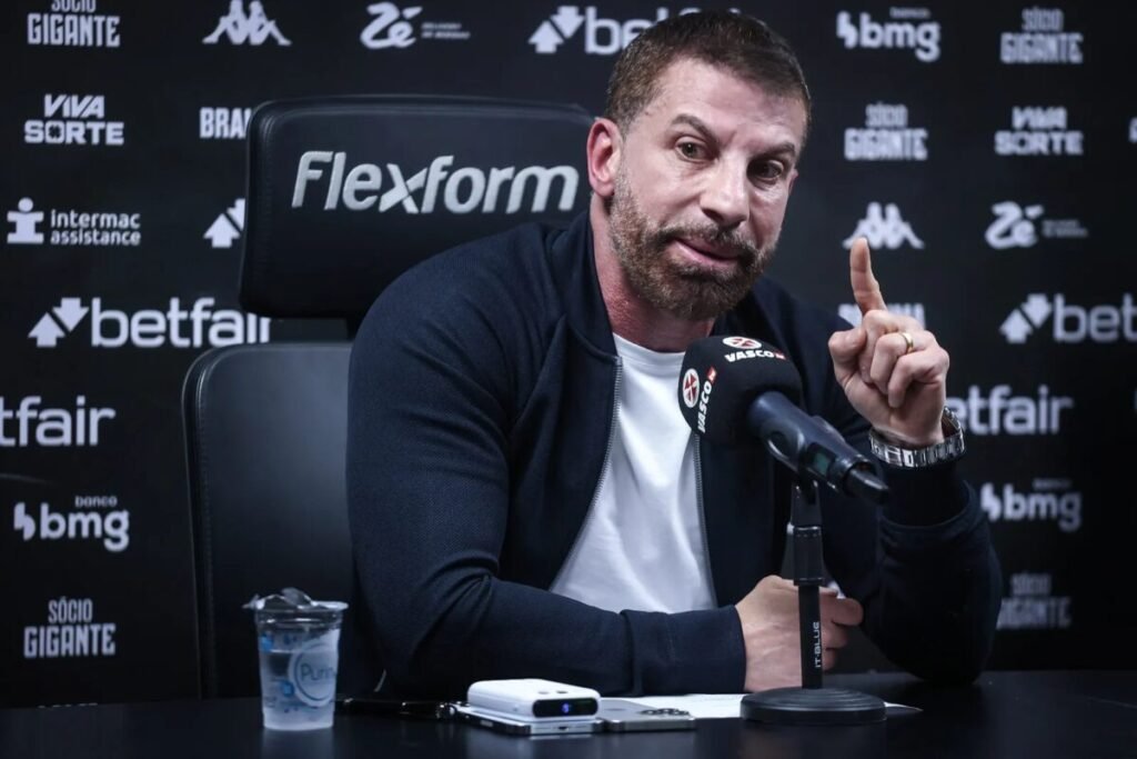 Pedrinho detona hipótese de Vasco x Boca no Paraguai: "Covardia"