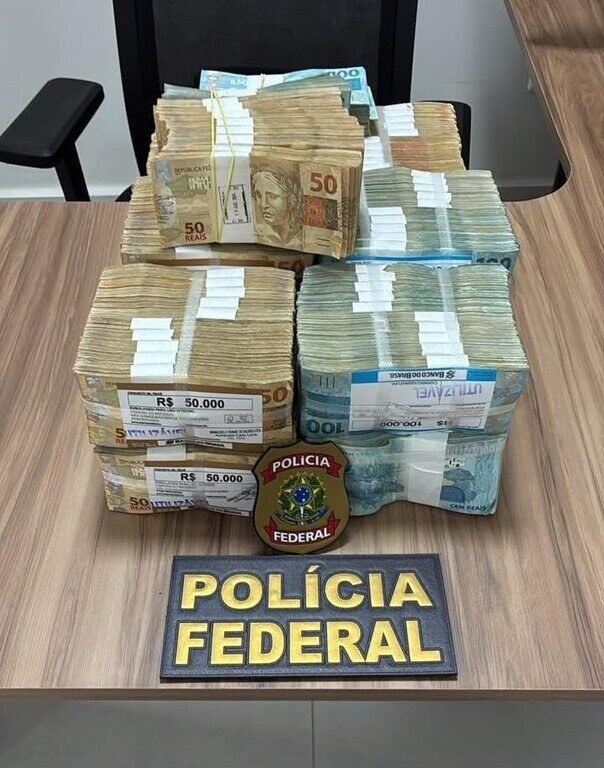 PF intercepta R$ 400 mil em espécie e apura possível crime eleitoral em Mossoró