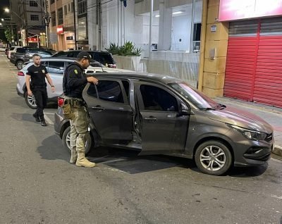 PRF recupera carro roubado na BR-304 em Mossoró; suspeito diz que comprou veículo por R$ 10 mil