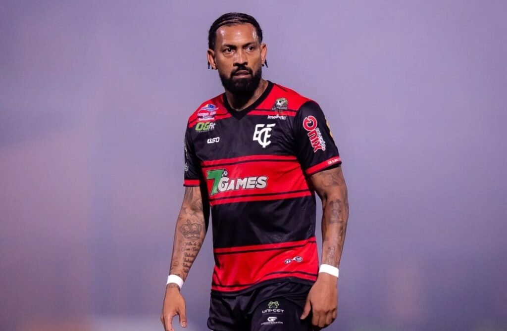 QFC contrata meia Everton Heleno, ex-CSA e Flamengo-PI